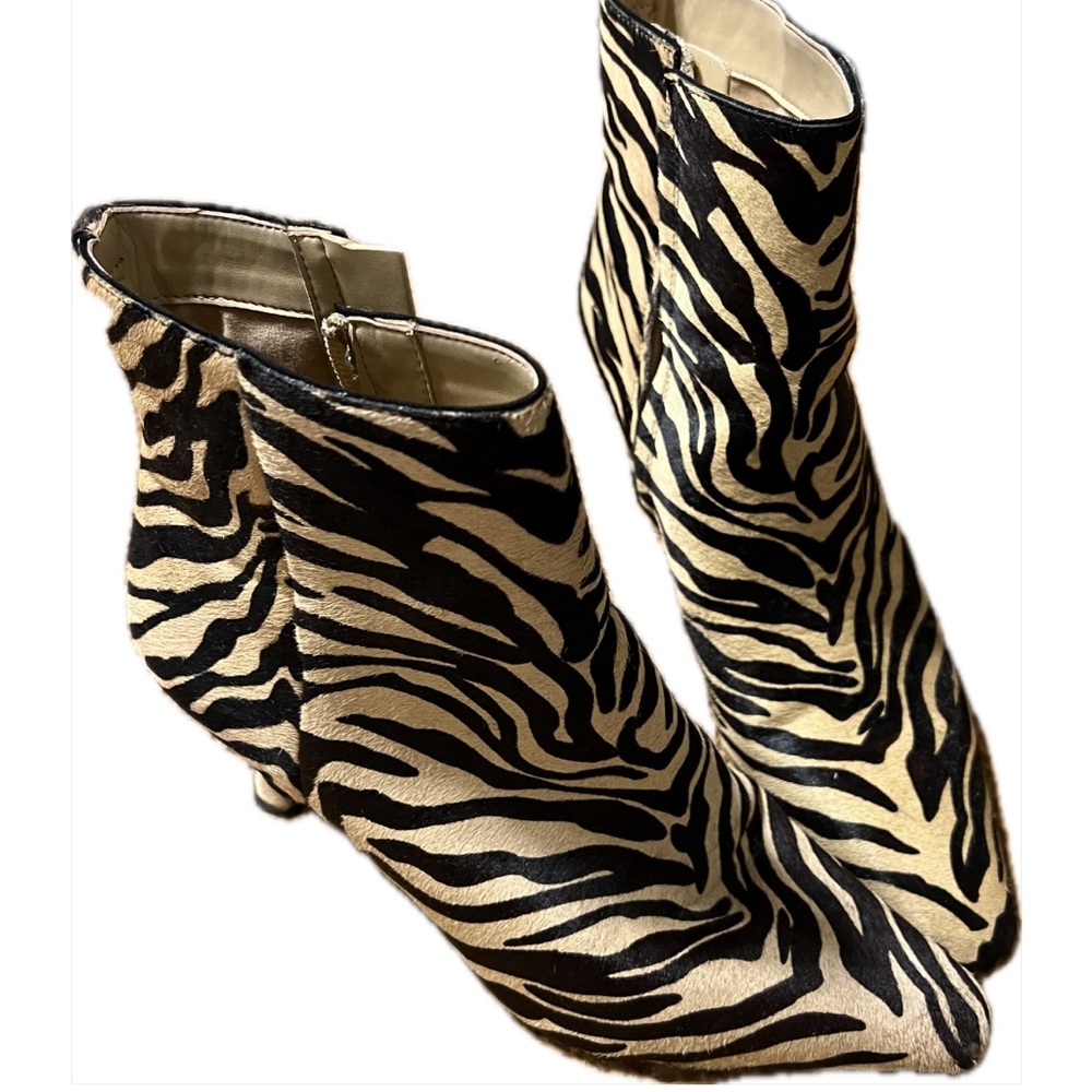 Sam Edelman Tiger print calf hair booties